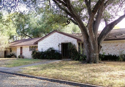 /international/us/605-south-summit-street-weimar-tx-110103183560/