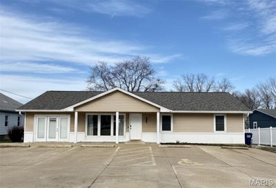 /international/us/1514-caulks-hill-road-st-charles-mo-110106201550/