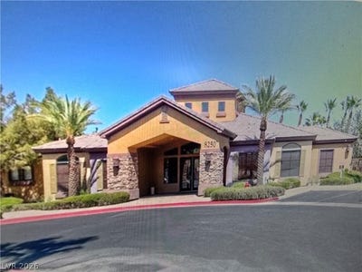 /international/us/8250-n-grand-canyon-drive-las-vegas-nv-110108197361/