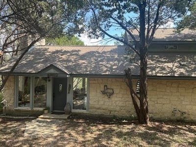 /international/us/10903-lakeside-dr-jonestown-tx-110108253594/