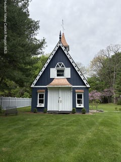 /international/us/28-w-bridge-street-w-saugerties-ny-110107698612/