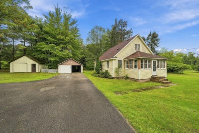/international/us/106-marquette-avenue-houghton-lake-mi-110110186949/