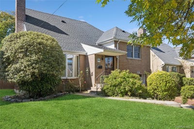 /international/us/2832-bell-boulevard-bayside-ny-110120713697/