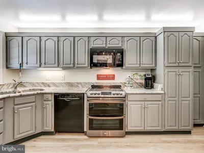 /international/us/402-brightwood-club-drive-lutherville-timonium-md-110102761928/
