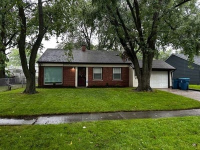 /international/us/sauk-village-il-110105753261/