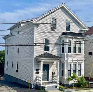 /international/us/124-east-street-woonsocket-ri-110107637789/