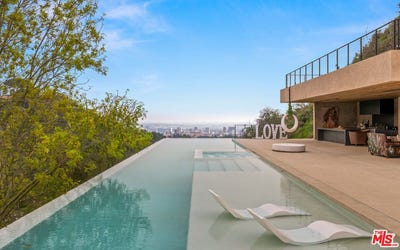 /international/us/11531-orum-rd-los-angeles-ca-110106526639/
