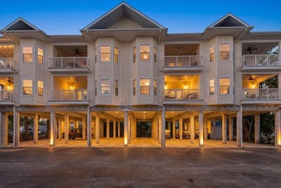 /international/us/54-se-910th-avenue-suwannee-fl-110107760844/