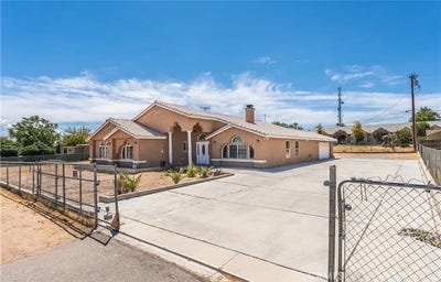 /international/us/15921-pine-st-hesperia-ca-110120020769/