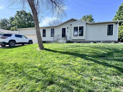 /international/us/8-ohm-drive-mapleton-ia-110107615474/