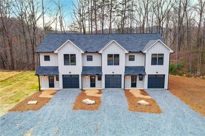 /international/us/200-back-pine-way-ellijay-ga-110106618077/