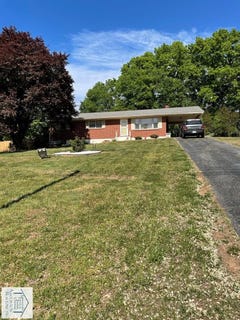 /international/us/2351-mountain-view-loop-stuart-va-110107480959/