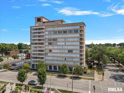 /international/us/718-s-7th-street-springfield-il-110108165153/