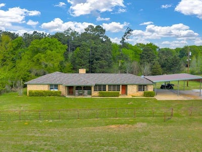 /international/us/1519-e-main-street-henderson-tx-110108175589/