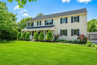 /international/us/323-oakhill-ave-attleboro-ma-110108660782/