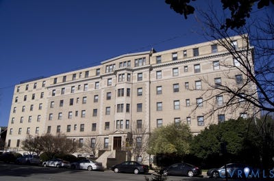/international/us/2900-kensington-avenue-richmond-va-110105223799/