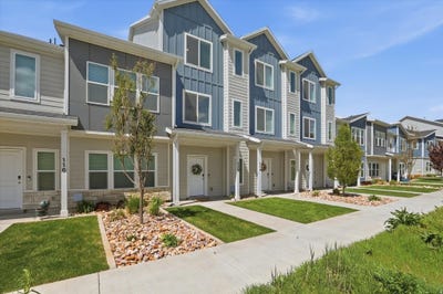 /international/us/1754-n-300-e-north-ogden-ut-110107466465/