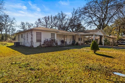 /international/us/1210-e-4th-mt-pleasant-tx-110108466760/