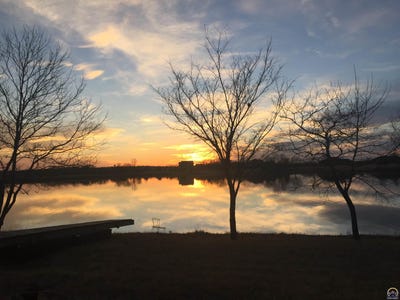 /international/us/sw-s-pointe-dr-auburn-ks-110120055909/