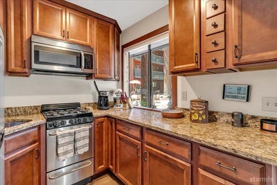 /international/us/516-emerald-bay-road-south-lake-tahoe-ca-110101055681/