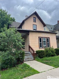 /international/us/331-foote-avenue-jamestown-ny-110101048366/
