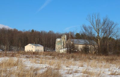 /international/us/640-county-route-10-whitehall-ny-110104325898/