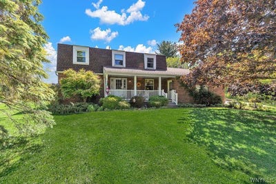 /international/us/8061-cole-road-colden-ny-110108640462/