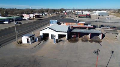 /international/us/1408-w-american-boulevard-muleshoe-tx-110104150681/