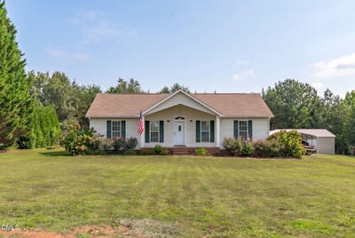 /international/us/1721-daniels-farm-road-mebane-nc-110110326428/