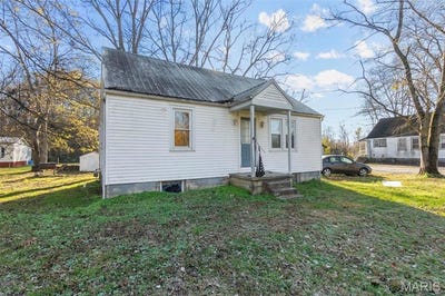 /international/us/5603-county-road-205-cape-girardeau-mo-110095991300/