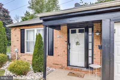 /international/us/1602-olive-place-clementon-nj-110108955577/