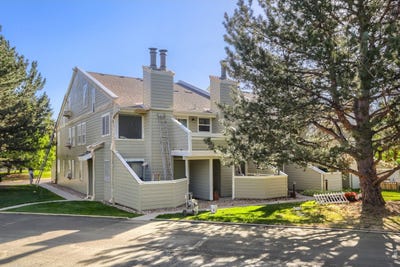 /international/us/8011-countryside-park-niwot-co-110108233750/