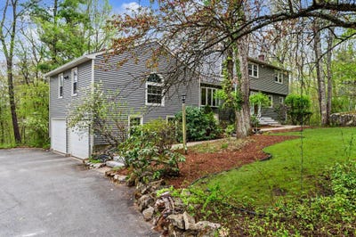 /international/us/29-old-sawmill-road-bedford-nh-110107844098/