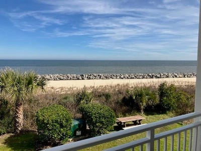 /international/us/1175-n-beachview-drive-jekyll-island-ga-110099274010/