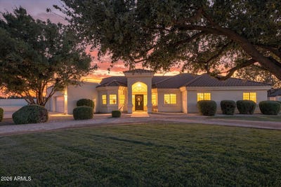 /international/us/8546-e-waterford-circle-mesa-az-110110372523/