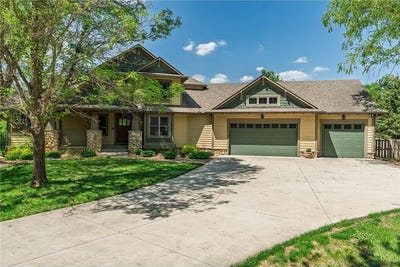 /international/us/14810-42nd-street-s-afton-mn-110098954946/