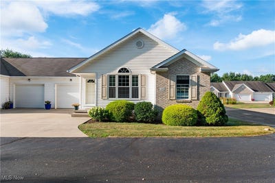 /international/us/162-carly-court-hartville-oh-110100968191/
