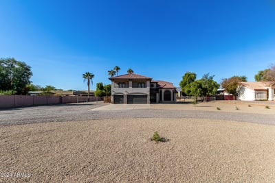 /international/us/7030-n-181st-avenue-waddell-az-110096384038/?lang=en