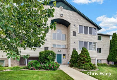 /international/us/5877-crosswinds-drive-norton-shores-mi-110109833145/