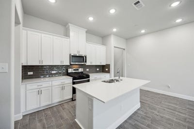 /international/us/817-heart-reef-road-plano-tx-110101267903/