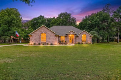 /international/us/2917-harlow-road-commerce-tx-110108141895/