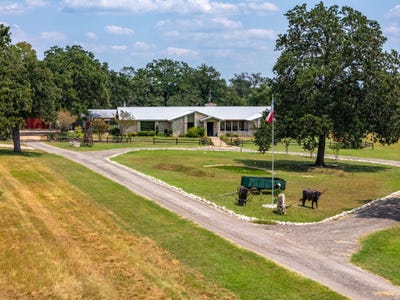 /international/us/1045-private-road-7005-lexington-tx-110103193924/