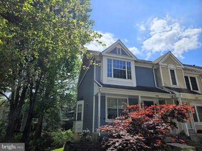 /international/us/12146-flag-harbor-drive-germantown-md-110107825420/