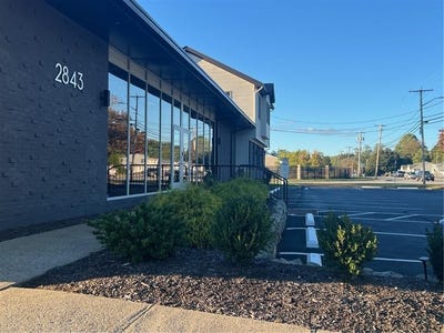 /international/us/2843-s-county-trail-east-greenwich-ri-110103057054/