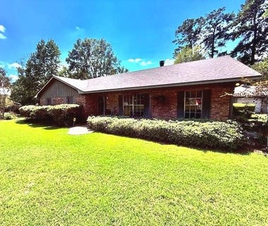/international/us/315-williams-street-newton-tx-110105929307/