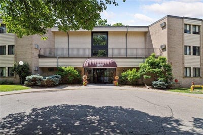/international/us/5607-green-circle-drive-minnetonka-mn-110100750772/