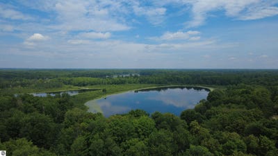 /international/us/x-maple-ridge-drive-lupton-mi-110100756857/?lang=zh-cn