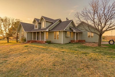 /international/us/639-n-bluff-rd-conway-springs-ks-110106945635/