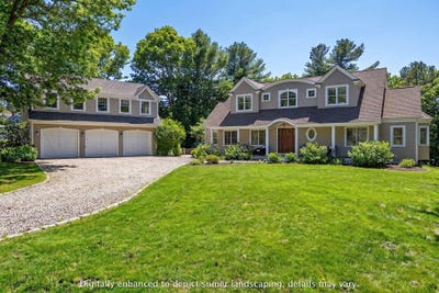 /international/us/205-little-river-road-cotuit-ma-110107823370/