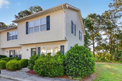 /international/us/41-pirates-cove-drive-swansboro-nc-110107457960/